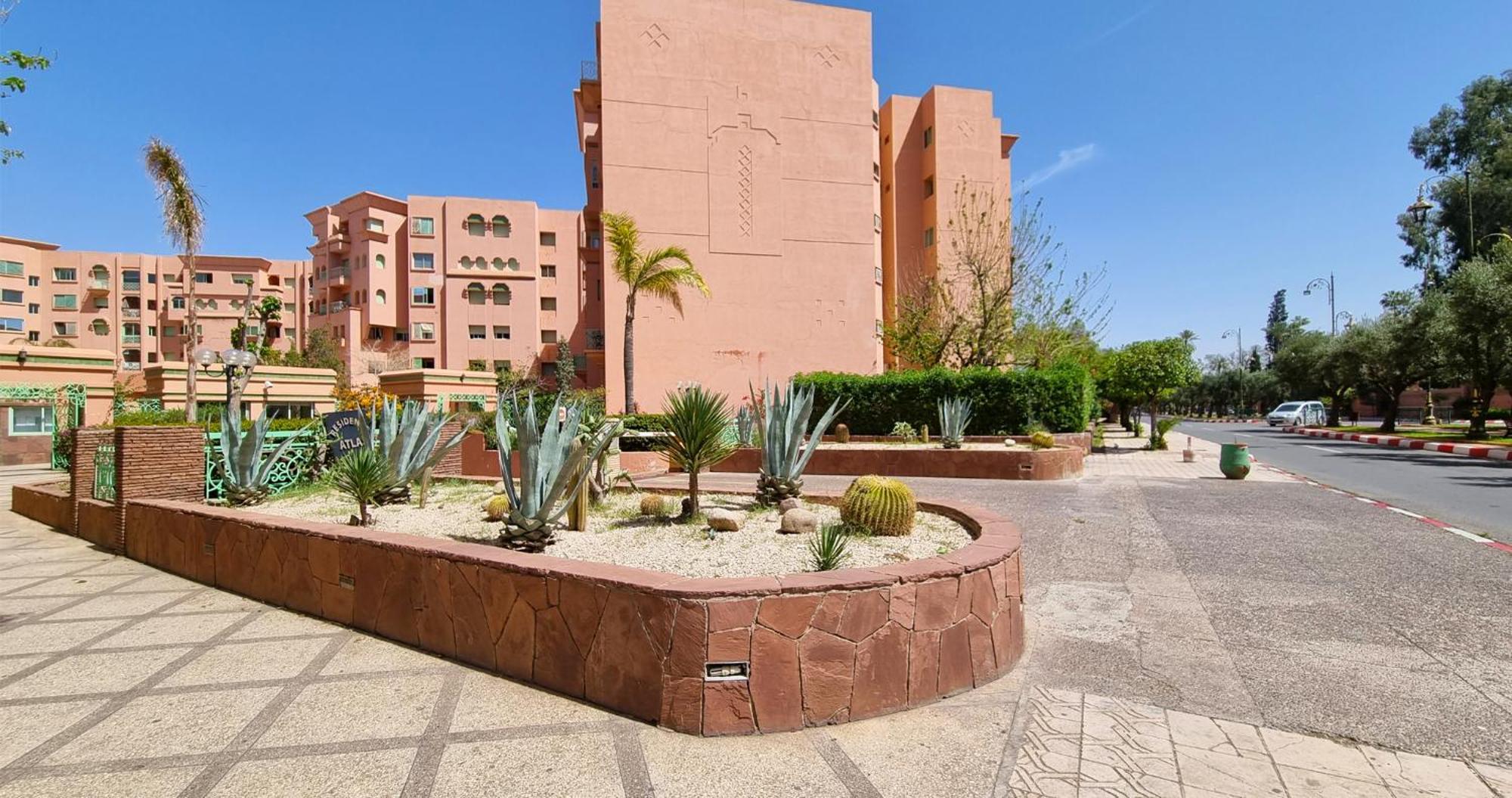 Charming 2-Bed Oasis Pool View Apartment Marrakesh Exterior foto
