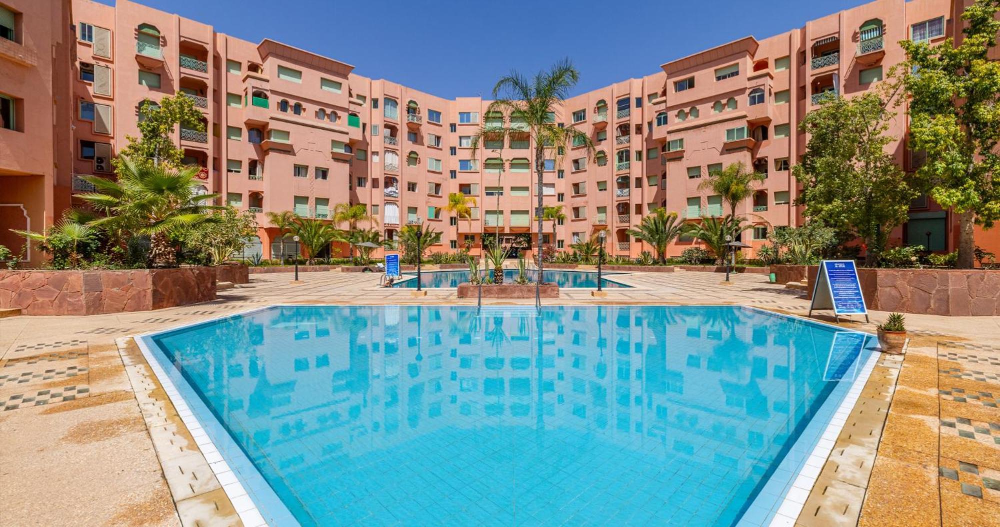 Charming 2-Bed Oasis Pool View Apartment Marrakesh Exterior foto